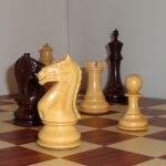 Supreme Staunton Rosewood Chess Set 4" King